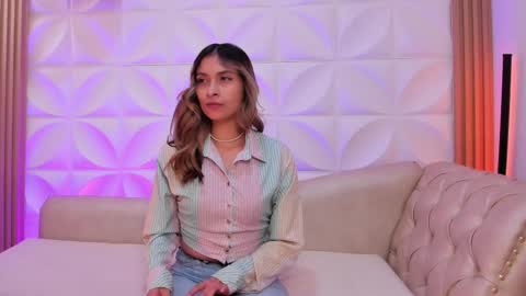 beccamilanni online show from 03.07.25