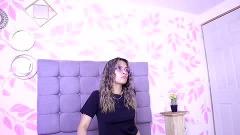 Snapshot of beccamilanni chatting on 11.03.25 beccamilanni online show from 11.03.25