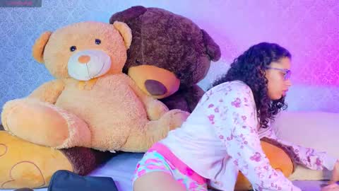 BeccaRed online show from 10.22.25