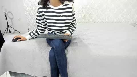 BeccaRed online show from 11.11.25