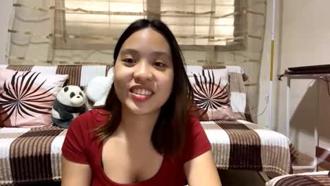 Snapshot of beckielarbi chatting on 03.15.26 Aurora online show from 03.15.26