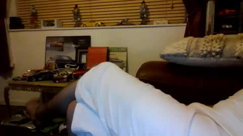 becky273622 online show from 09.12.25