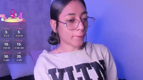 becky__g online show from 11.04.25