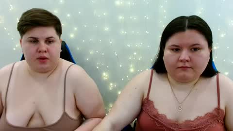BeckyAndEllen online show from 04.07.26
