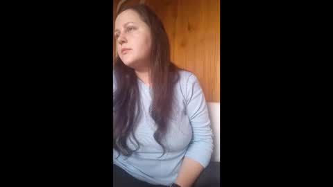 Snapshot of beckyanderson_ chatting on 10.21.25 Becky online show from 10.21.25