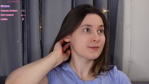 BeckyMartens come join me on    while im offline here  online show from 10.17.25