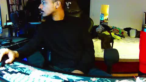 hungnheavy online show from 10.04.25