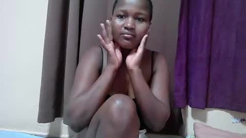 Snapshot of bee_arrie chatting on 10.07.25 nasha online show from 10.07.25