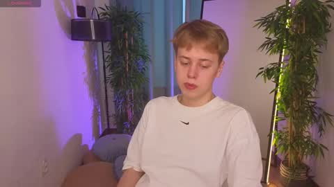 Kenny online show from 09.21.25