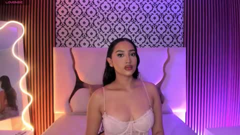 BELLA online show from 02.11.26