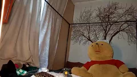 beencee2 online show from 11.23.25