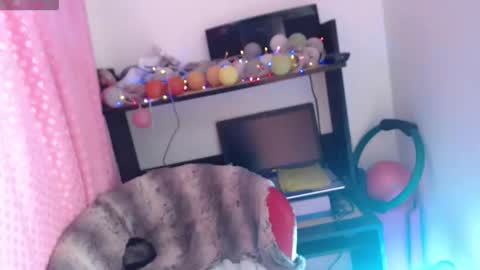 Snapshot of bekkasquirt chatting on 04.07.26 bekkasquirt online show from 04.07.26