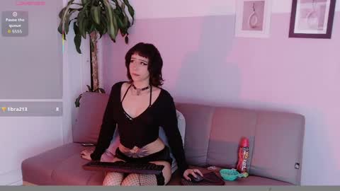 Snapshot of bel_vamp chatting on 05.27.26 bel_vamp online show from 05.27.26