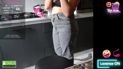 kevin and Bella online show from 10.07.25