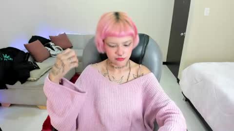 Snapshot of bela_craxkerr chatting on 04.29.26 Bela online show from 04.29.26