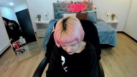 Snapshot of bela_craxkerr chatting on 05.02.26 Bela online show from 05.02.26