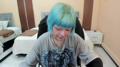 Snapshot of bela_craxkerr chatting on 06.06.26 Bela online show from 06.06.26