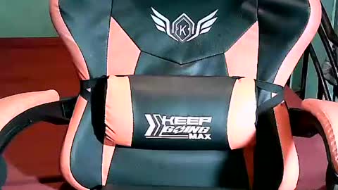 Snapshot of belalicious chatting on 03.08.25 Tezza online show from 03.08.25