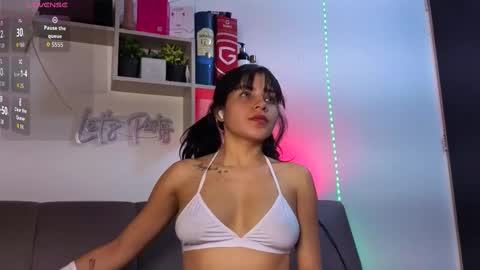 Snapshot of belasexxx chatting on 10.20.25 bela online show from 10.20.25