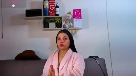 Snapshot of belasexxx chatting on 11.20.25 bela online show from 11.20.25