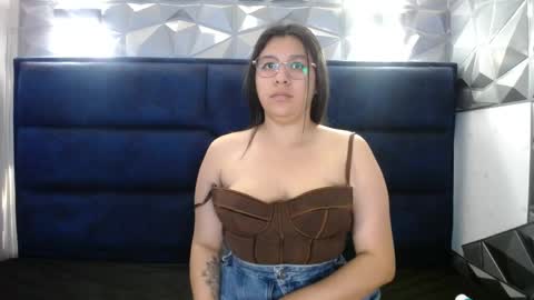 Snapshot of belen_green chatting on 04.30.26 Belen online show from 04.30.26