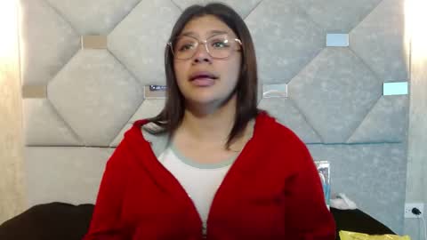 Snapshot of belen_green chatting on 05.20.26 Belen online show from 05.20.26