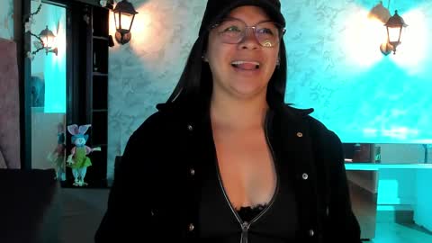Snapshot of belen_green chatting on 05.30.26 Belen online show from 05.30.26