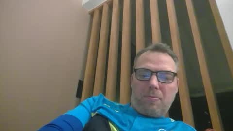 Snapshot of belgianordenary chatting on 12.14.25 belgianordenary online show from 12.14.25