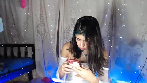 modelo independiente online show from 12.23.24