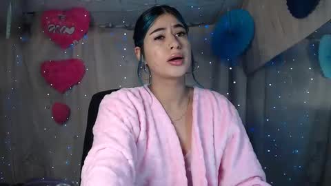 modelo independiente online show from 01.05.25