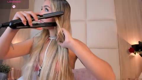 Bella cam online show from 12.22.24