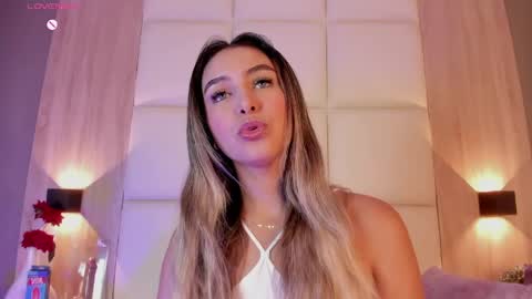 Bella cam online show from 04.14.26