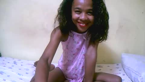 Snapshot of bella193999 chatting on 12.08.24 bella193999 online show from 12.08.24