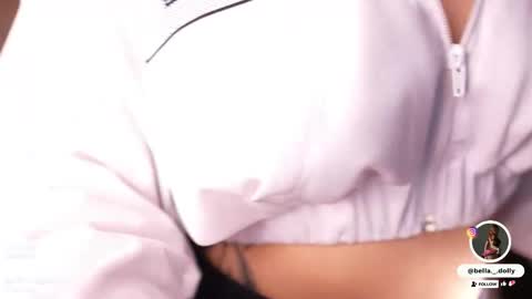 Snapshot of bella__donne chatting on 11.05.25 online show from 11.05.25