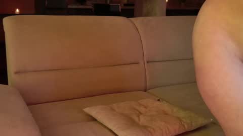 Bella online show from 02.12.25