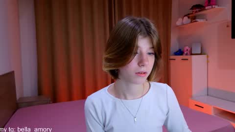 Bella online show from 12.04.25