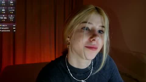 Snapshot of bella_amoury chatting on 04.19.26 Bella online show from 04.19.26