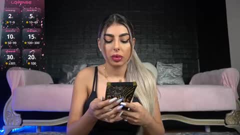 Emma  Bella online show from 02.14.25