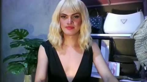 Bella Barbie online show from 06.09.26