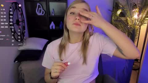 Bella online show from 12.03.25