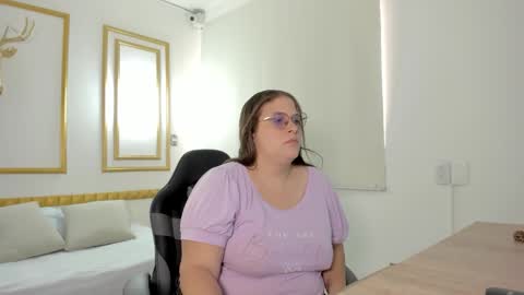 B E L L A online show from 01.08.26