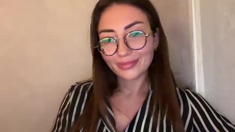 bella_foxxi online show from 12.07.24