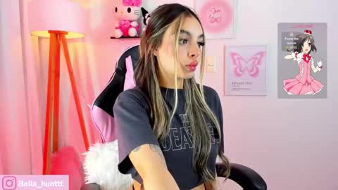 Snapshot of bella_hunteer chatting on 10.03.25 bella igbella hunttt online show from 10.03.25