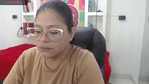 lady online show from 09.25.25