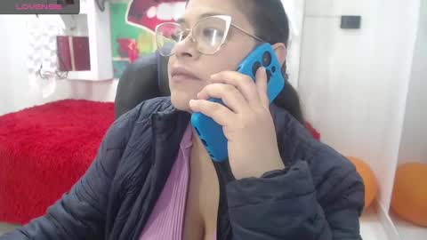 lady online show from 10.20.25