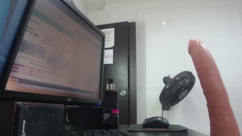 lady online show from 10.24.25