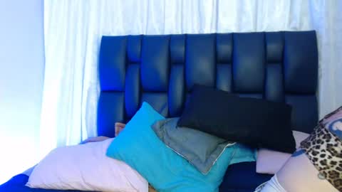 Snapshot of bella_lr chatting on 07.05.26 Valentina online show from 07.05.26