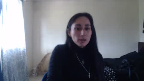 Snapshot of bella_luna34 chatting on 05.12.26 bella_luna34 online show from 05.12.26