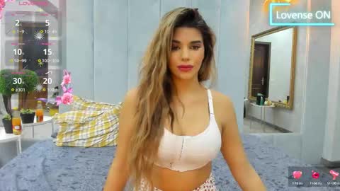 bella_posh online show from 10.06.25