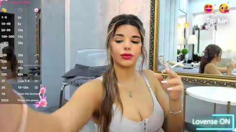 bella_posh online show from 10.13.25